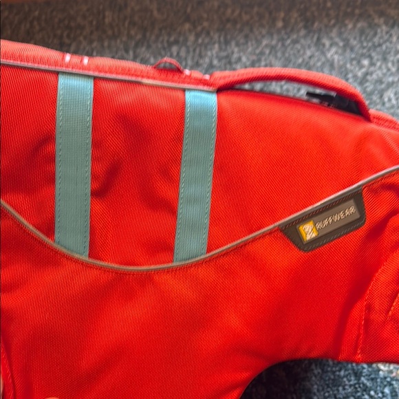 RuffWear Red Dog Life Vest with Gray Stripes - Picture 5 of 5